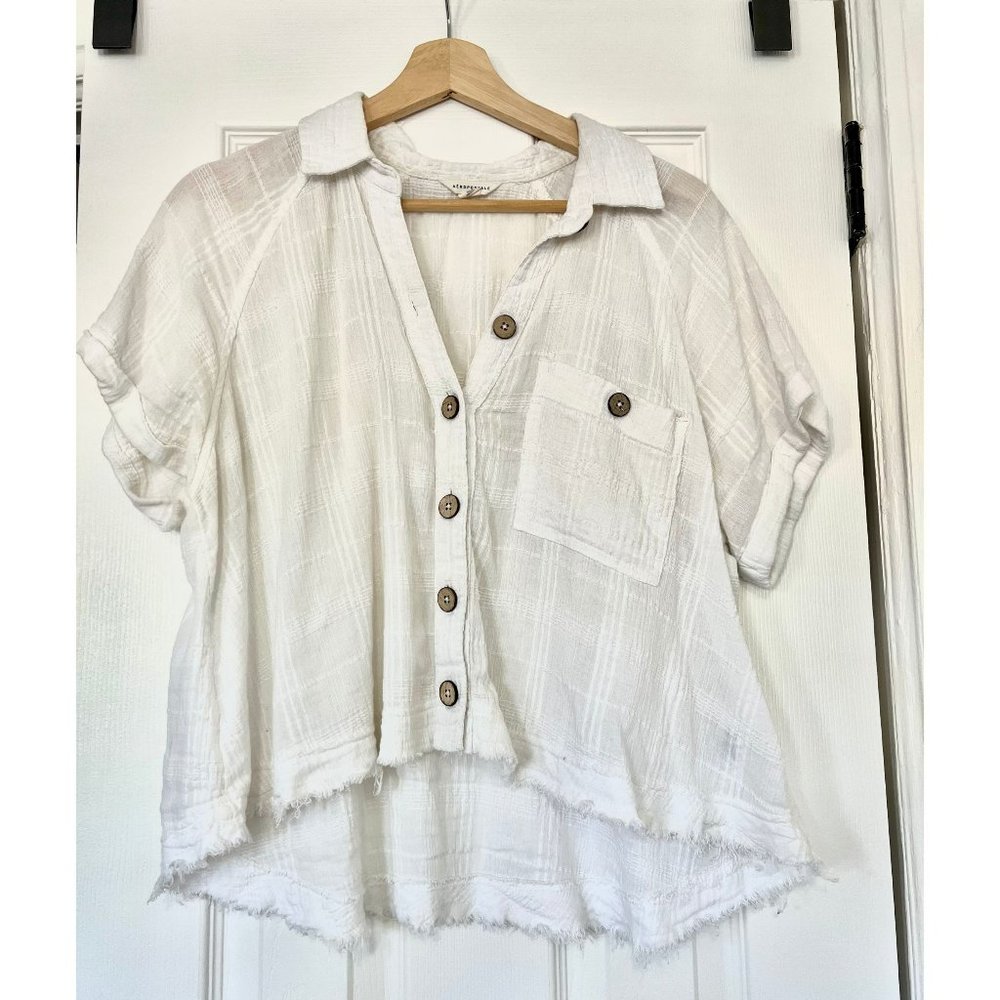 AEROPOSTALE WHITE BUTTON-UP SHORT SLEEVES TOP